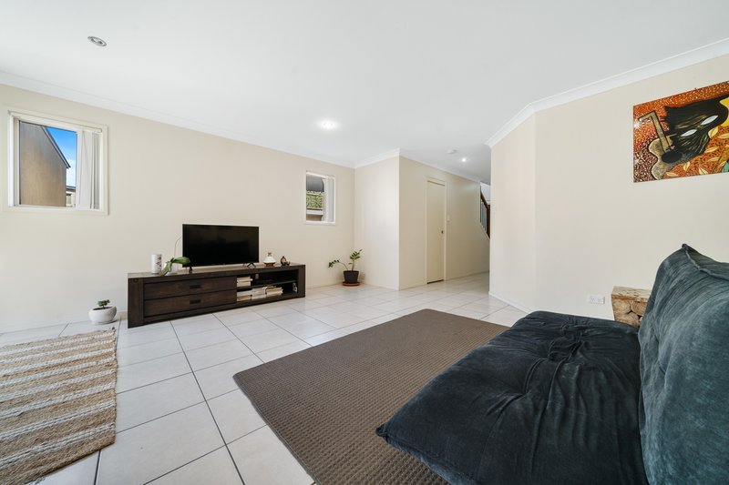 Photo - 23/172-180 Fryar Road, Eagleby QLD 4207 - Image 7