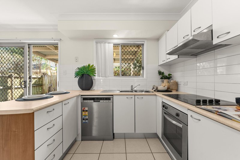 Photo - 23/175 Fryar Road, Eagleby QLD 4207 - Image 12