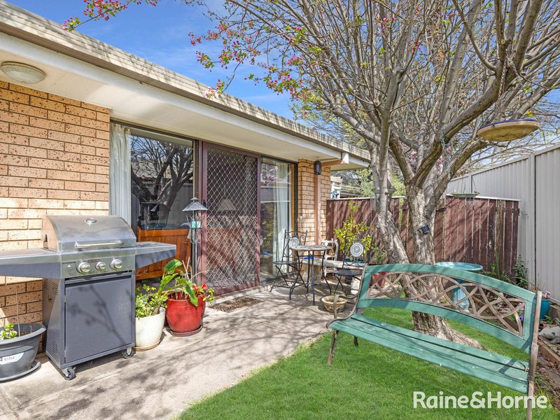 Photo - 2/319 Howick Street, Bathurst NSW 2795 - Image 6