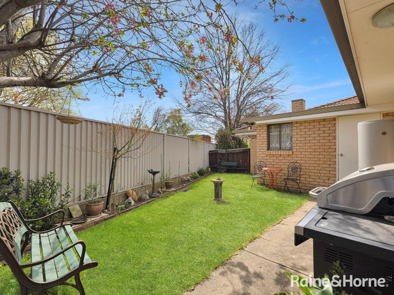 Photo - 2/319 Howick Street, Bathurst NSW 2795 - Image 7