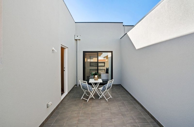 Photo - 2/319 Military Road, Semaphore Park SA 5019 - Image 11