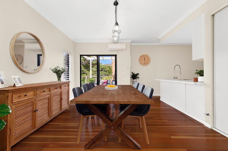 Photo - 23/2-10 Hawkesbury Avenue, Dee Why NSW 2099 - Image 4