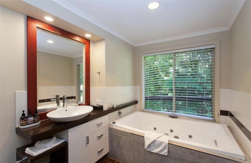 Photo - 232-238 Geissmann Drive, Tamborine Mountain QLD 4272 - Image 8