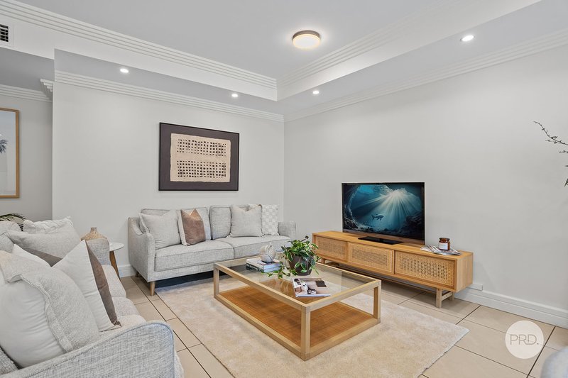 Photo - 2/32-34 Hardwicke Street, Riverwood NSW 2210 - Image 6