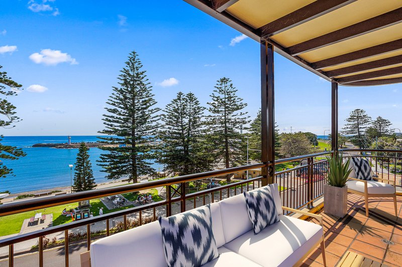 Photo - 23/2-8 Harbour Street, Wollongong NSW 2500 - Image 3