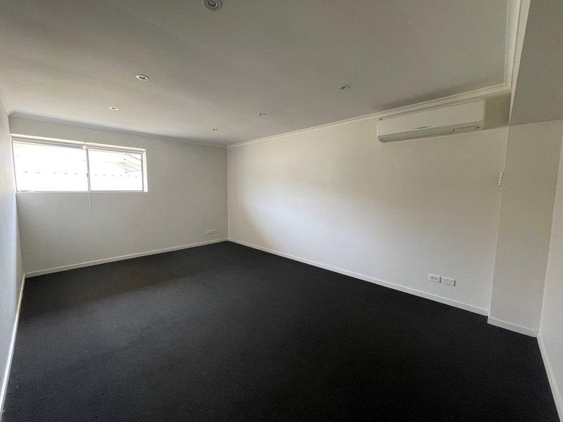 Photo - 232 Bayview Street, Runaway Bay QLD 4216 - Image 7