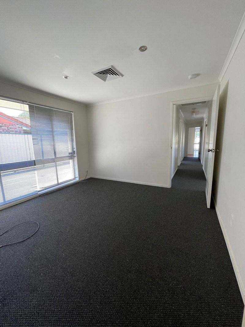 Photo - 232 Bayview Street, Runaway Bay QLD 4216 - Image 13