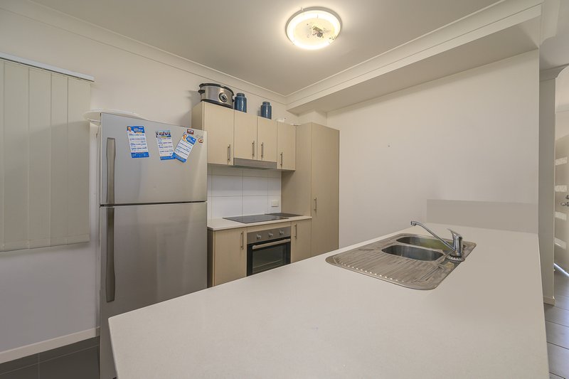 Photo - 23/2 Beezley Street, Glen Eden QLD 4680 - Image 2