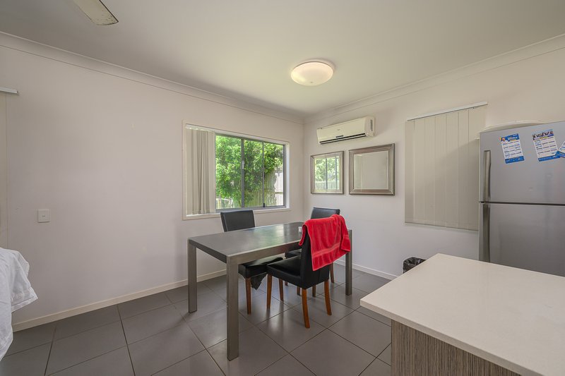 Photo - 23/2 Beezley Street, Glen Eden QLD 4680 - Image 4