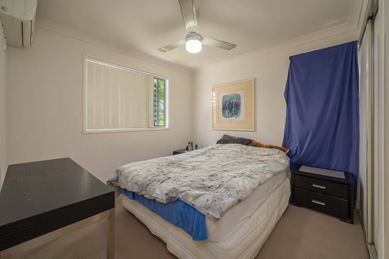 Photo - 23/2 Beezley Street, Glen Eden QLD 4680 - Image 6