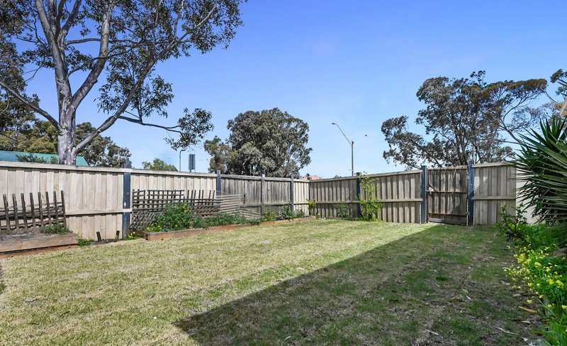 Photo - 232 Bulmans Road, Melton West VIC 3337 - Image 12