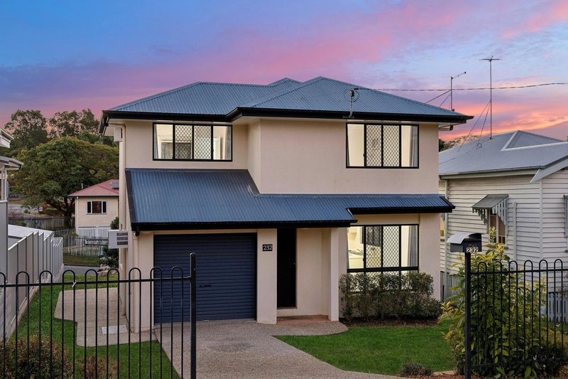 Photo - 232 Denham Street, The Range QLD 4700 - Image 1