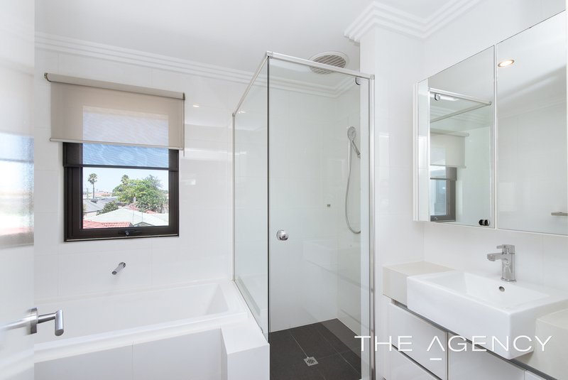 Photo - 2/32 Harris Street, Bicton WA 6157 - Image 13