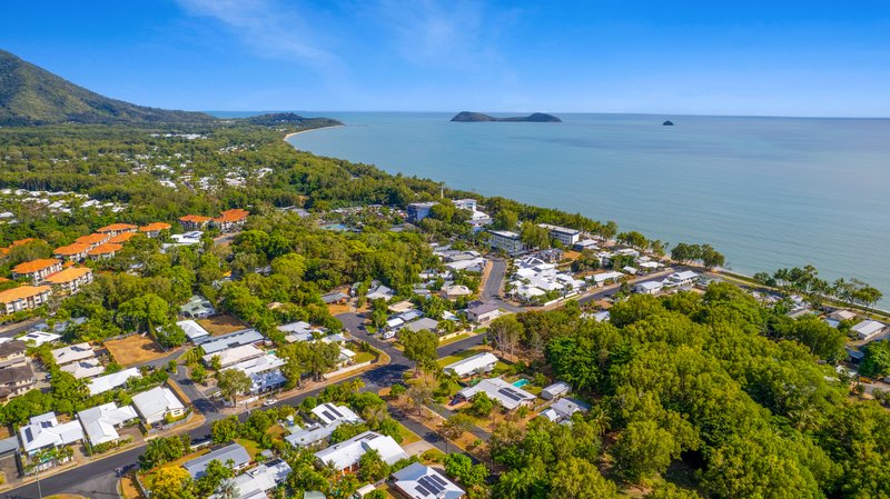 Photo - 2/32 Hope Street, Clifton Beach QLD 4879 - Image 3