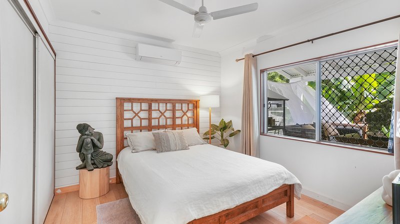 Photo - 2/32 Hope Street, Clifton Beach QLD 4879 - Image 11