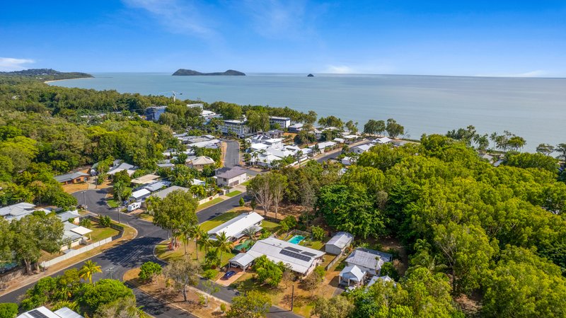 Photo - 2/32 Hope Street, Clifton Beach QLD 4879 - Image 17