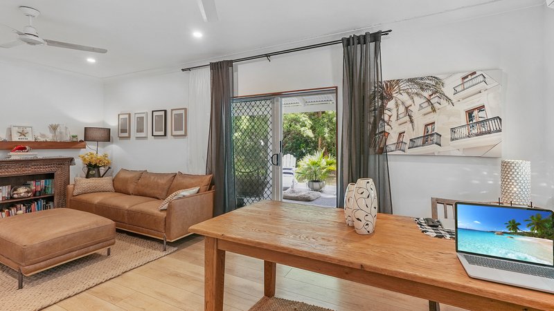 Photo - 2/32 Hope Street, Clifton Beach QLD 4879 - Image 5