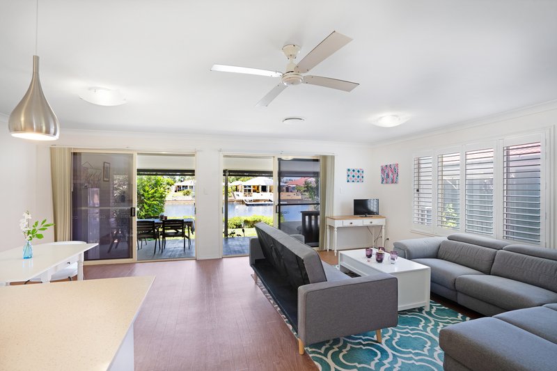 2/32 Hoya Crescent, Bongaree QLD 4507