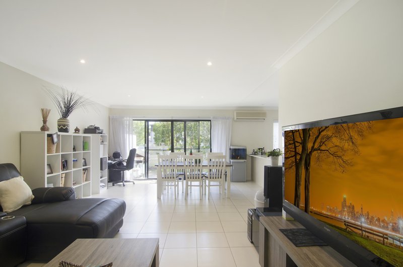 Photo - 23/2 Inland Drive, Tugun QLD 4224 - Image 3