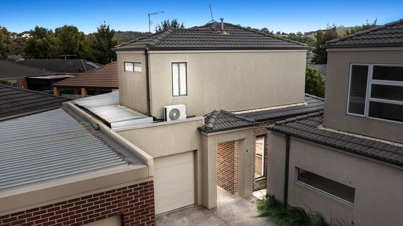 Photo - 2/32 Kumara Circuit, South Morang VIC 3752 - Image 14