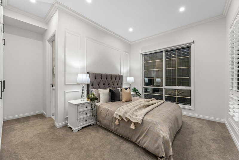Photo - 2/32 Malabar Road, Blackburn VIC 3130 - Image 12