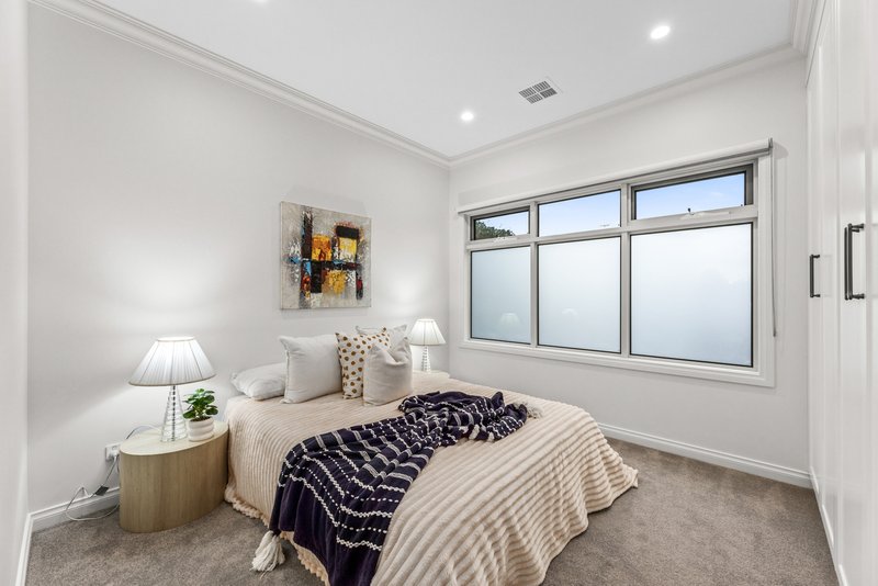 Photo - 2/32 Malabar Road, Blackburn VIC 3130 - Image 14