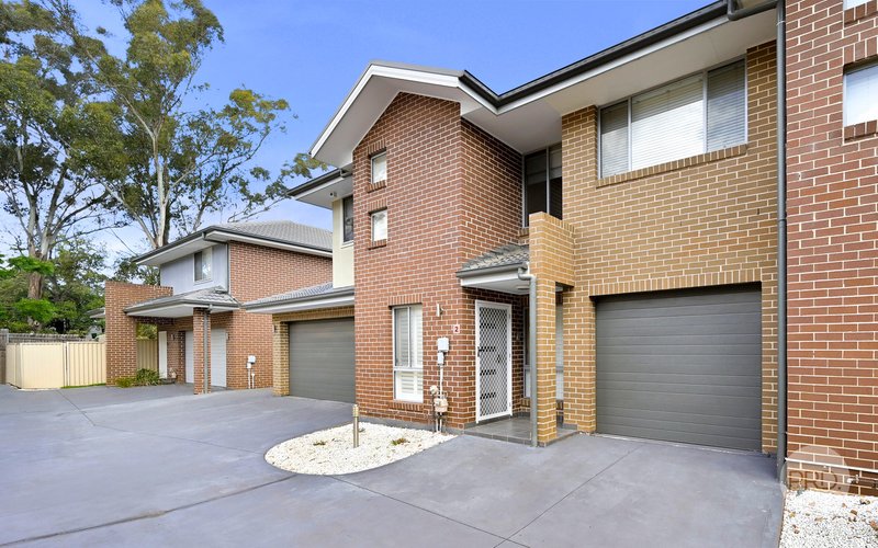 Photo - 2/32 Robert Street, Penrith NSW 2750 - Image 2