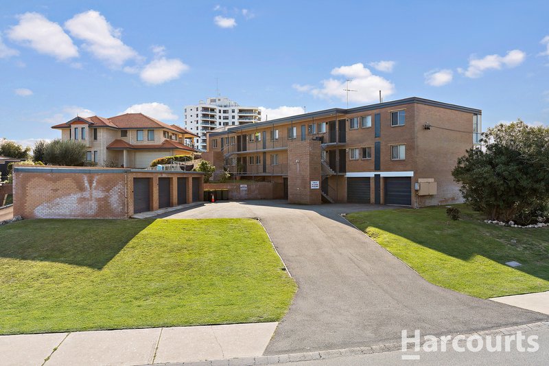 Photo - 2/32 Shayne Street, Halls Head WA 6210 - Image 3