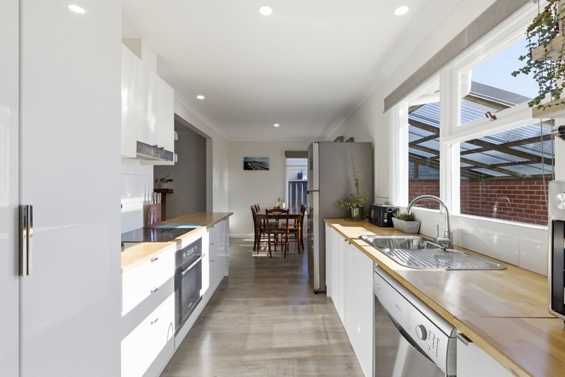 Photo - 232 Steele Street, Devonport TAS 7310 - Image 2