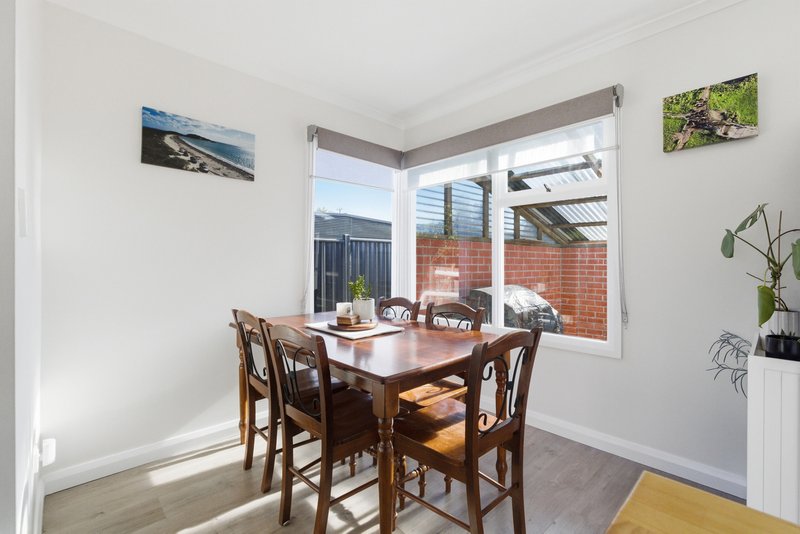 Photo - 232 Steele Street, Devonport TAS 7310 - Image 6