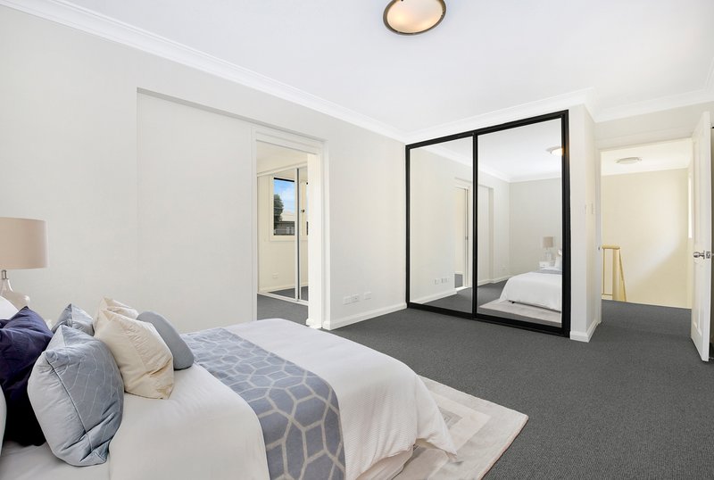 Photo - 2/32 Warners Avenue, North Bondi NSW 2026 - Image 4