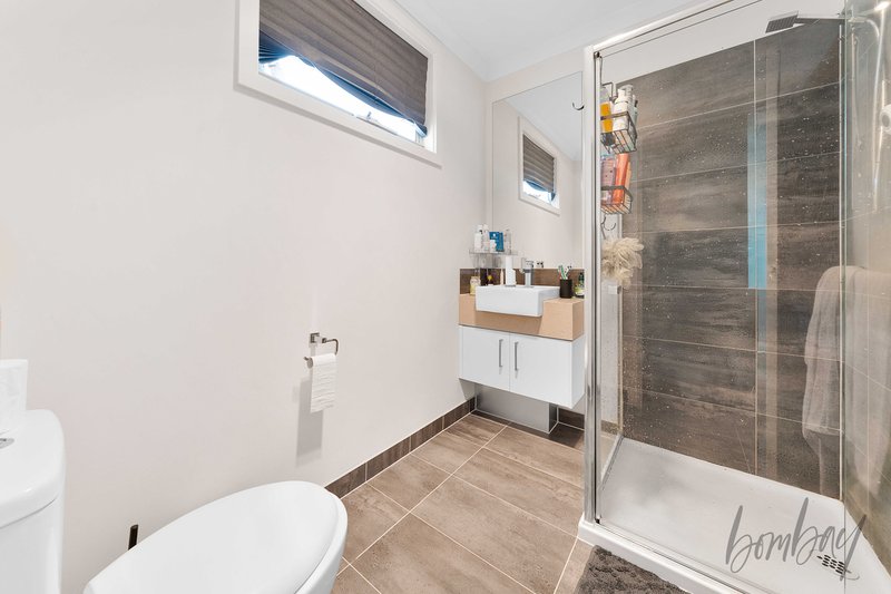 Photo - 2/32 William Street, Lalor VIC 3075 - Image 8