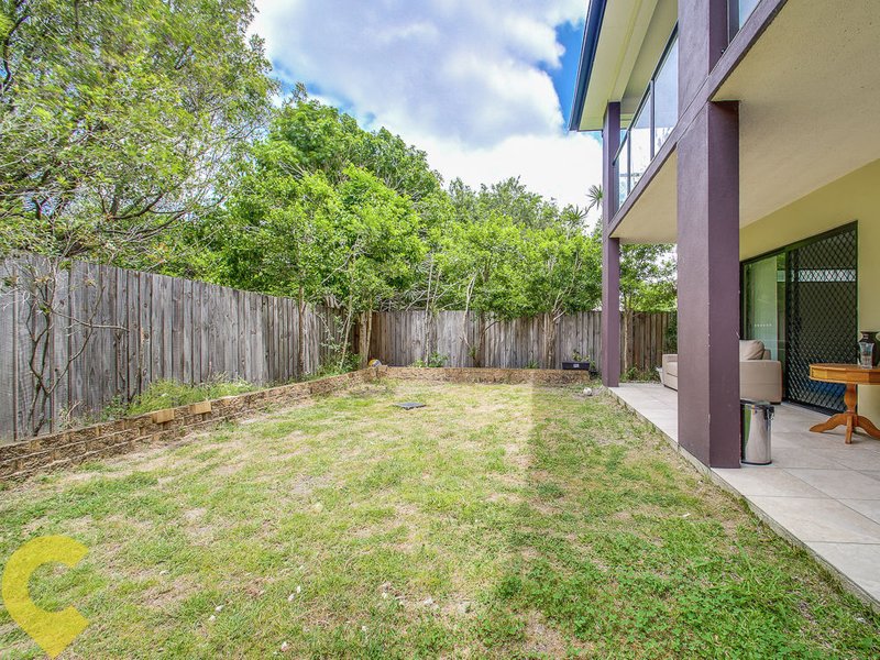 Photo - 2/320 Hamilton Road, Chermside QLD 4032 - Image 10