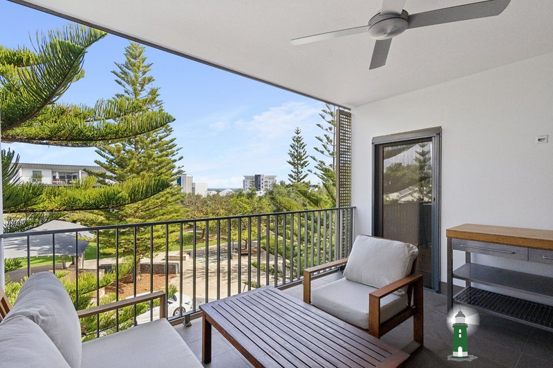 Photo - 23/22 Heirisson Way, North Coogee WA 6163 - Image 1