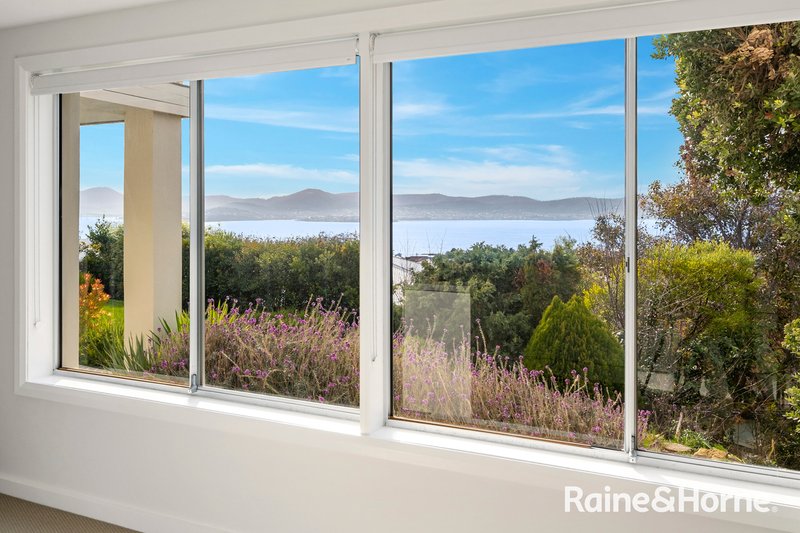 Photo - 2/323 Churchill Avenue, Sandy Bay TAS 7005 - Image 7