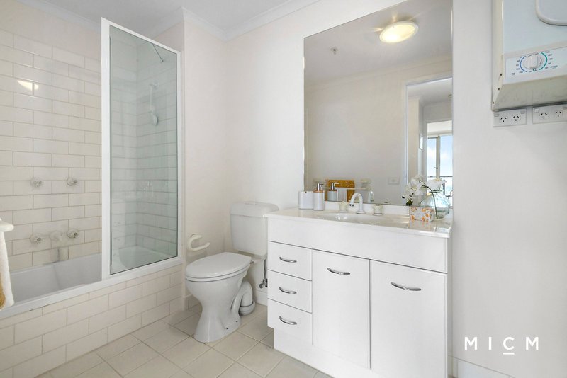 Photo - 232/416a St Kilda Road, Melbourne VIC 3004 - Image 8