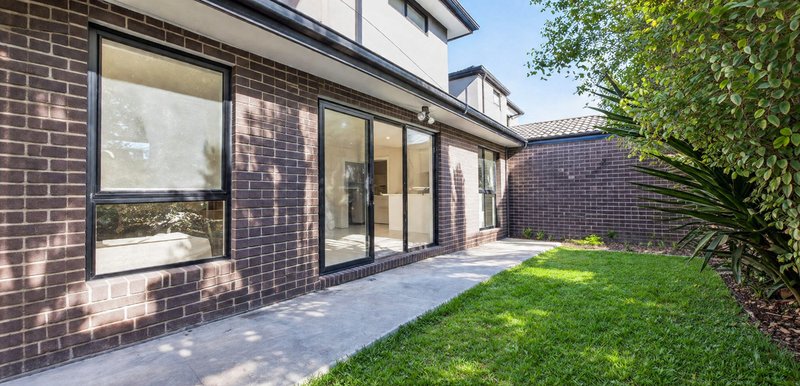 Photo - 2/325 Camp Road, Broadmeadows VIC 3047 - Image 10