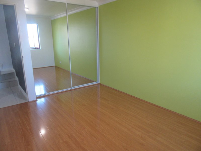 Photo - 23/27-29 Bigge Street, Liverpool NSW 2170 - Image 9
