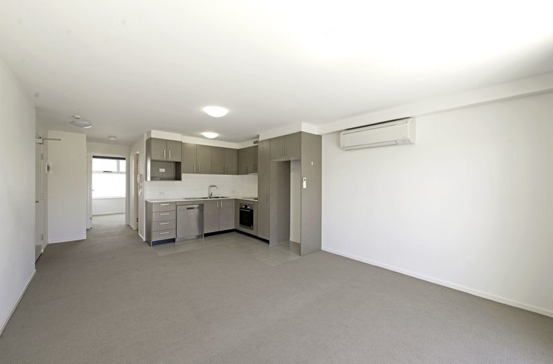 Photo - 23/28 Mort Street, Braddon ACT 2612 - Image 3