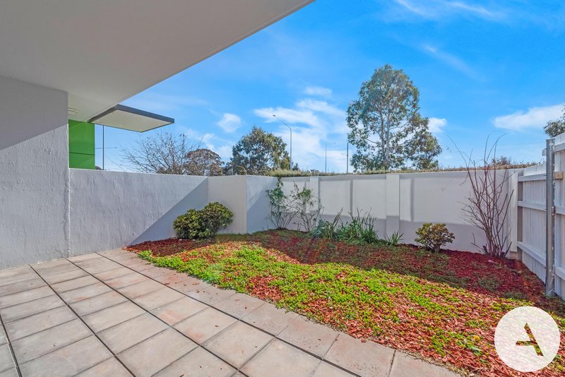 Photo - 2/329 Flemington Road, Franklin ACT 2913 - Image 2