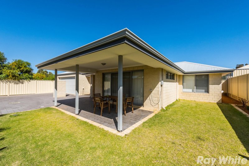 Photo - 232A Seventh Street, Wonthella WA 6530 - Image 2