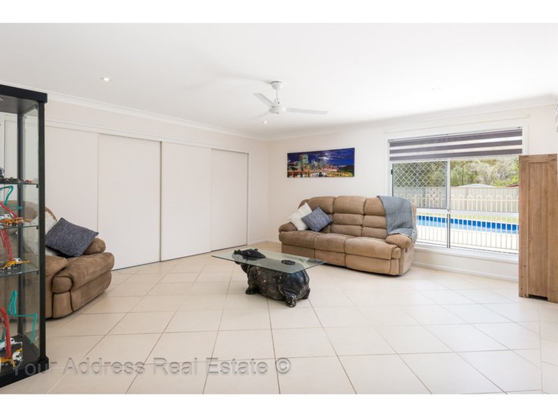 Photo - 233-235 Granger Road, Park Ridge South QLD 4125 - Image 9