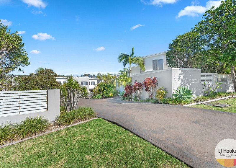 Photo - 2/33-37 Emerald Drive, Diamond Beach NSW 2430 - Image 13