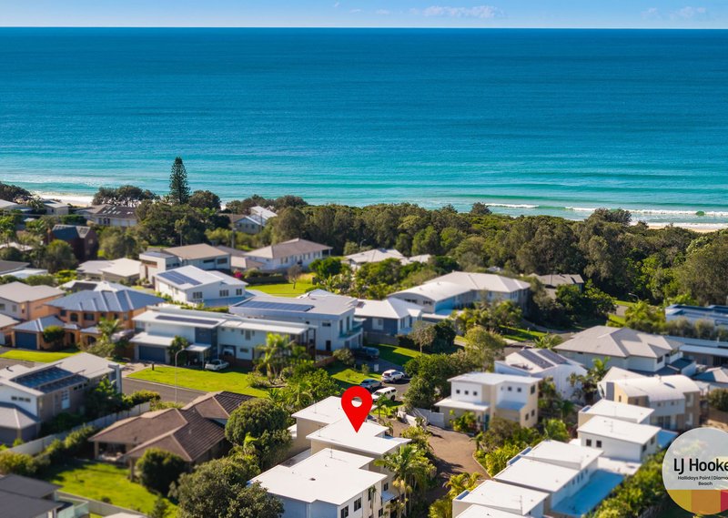 Photo - 2/33-37 Emerald Drive, Diamond Beach NSW 2430 - Image 14