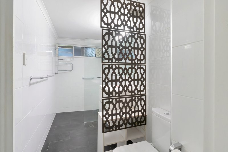 Photo - 2/33-37 Trinity Beach Road, Trinity Beach QLD 4879 - Image 11