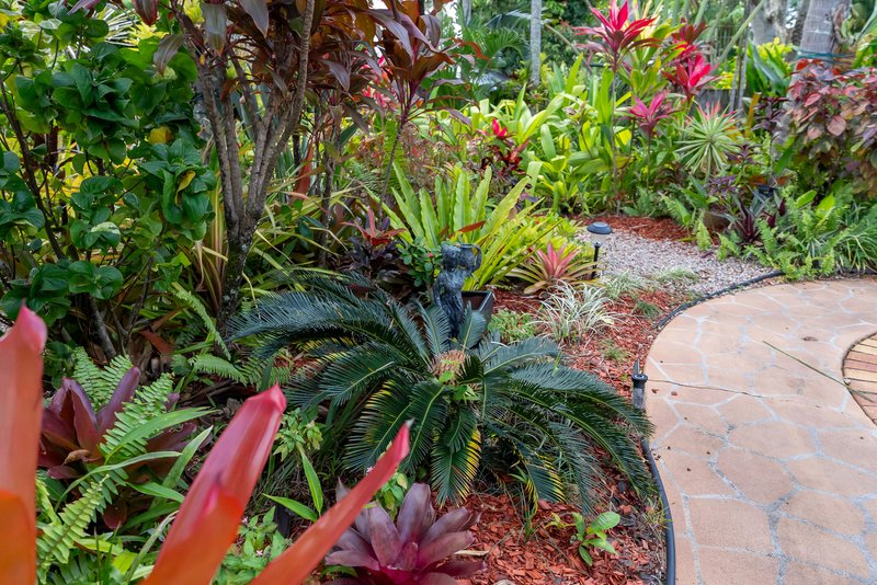 Photo - 2/33-37 Trinity Beach Road, Trinity Beach QLD 4879 - Image 17