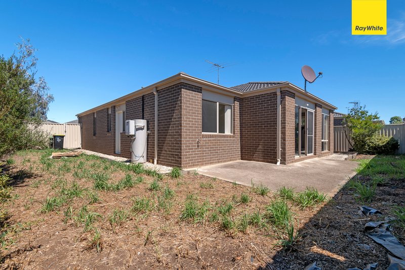 Photo - 23/3 Austin Place, Melton South VIC 3338 - Image 12