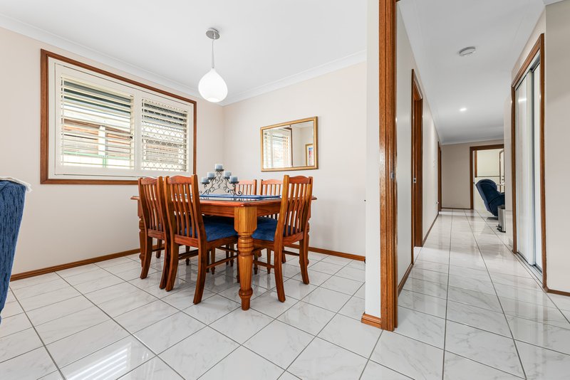 Photo - 2/33 Benjamin Lee Drive, Raymond Terrace NSW 2324 - Image 3