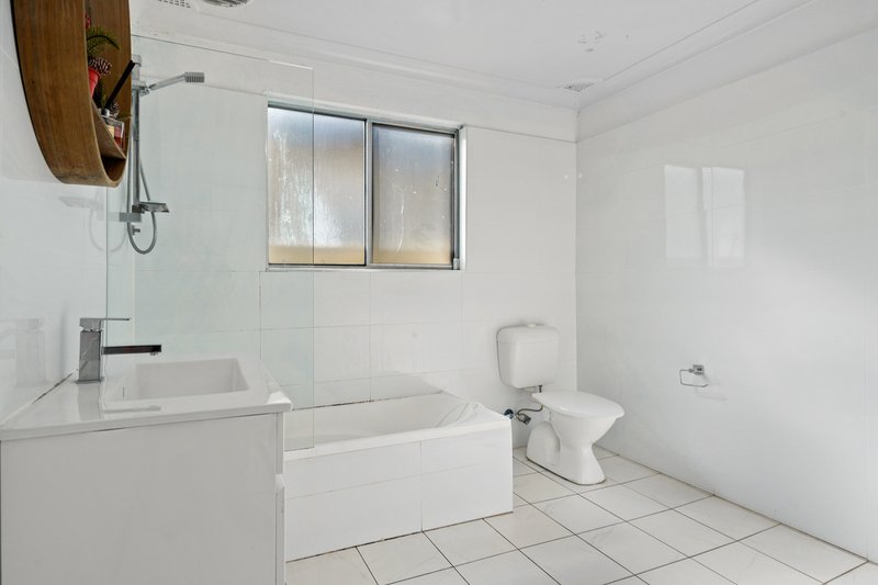 Photo - 233 Blaxcell Street, Granville NSW 2142 - Image 7