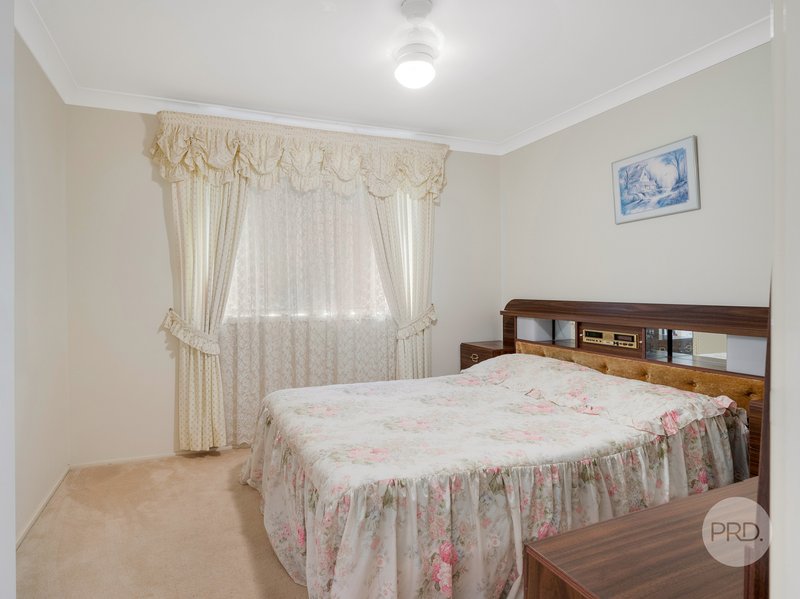 Photo - 2/33 Bluebell Close, Glenmore Park NSW 2745 - Image 9